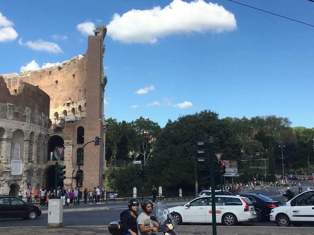 Delightful Apartment 100 Meters From The Colosseum Exteriér fotografie