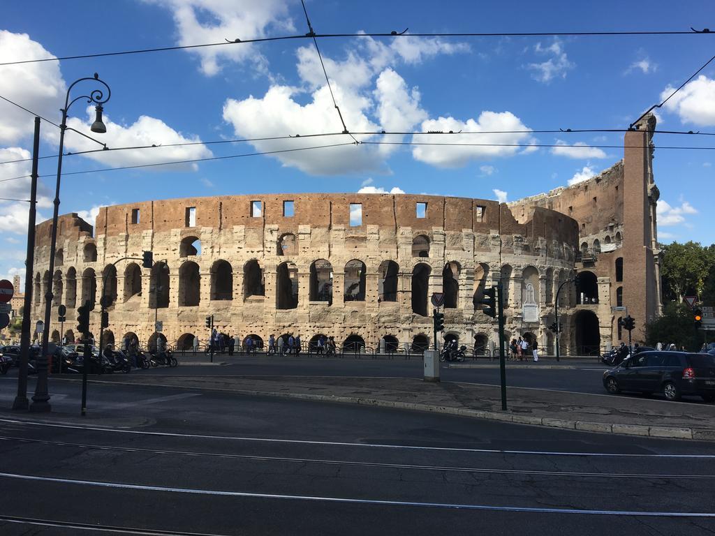 Delightful Apartment 100 Meters From The Colosseum Exteriér fotografie